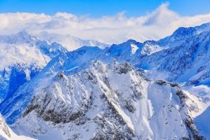 Schick, bequem und funktional – reisen mit NA-KD